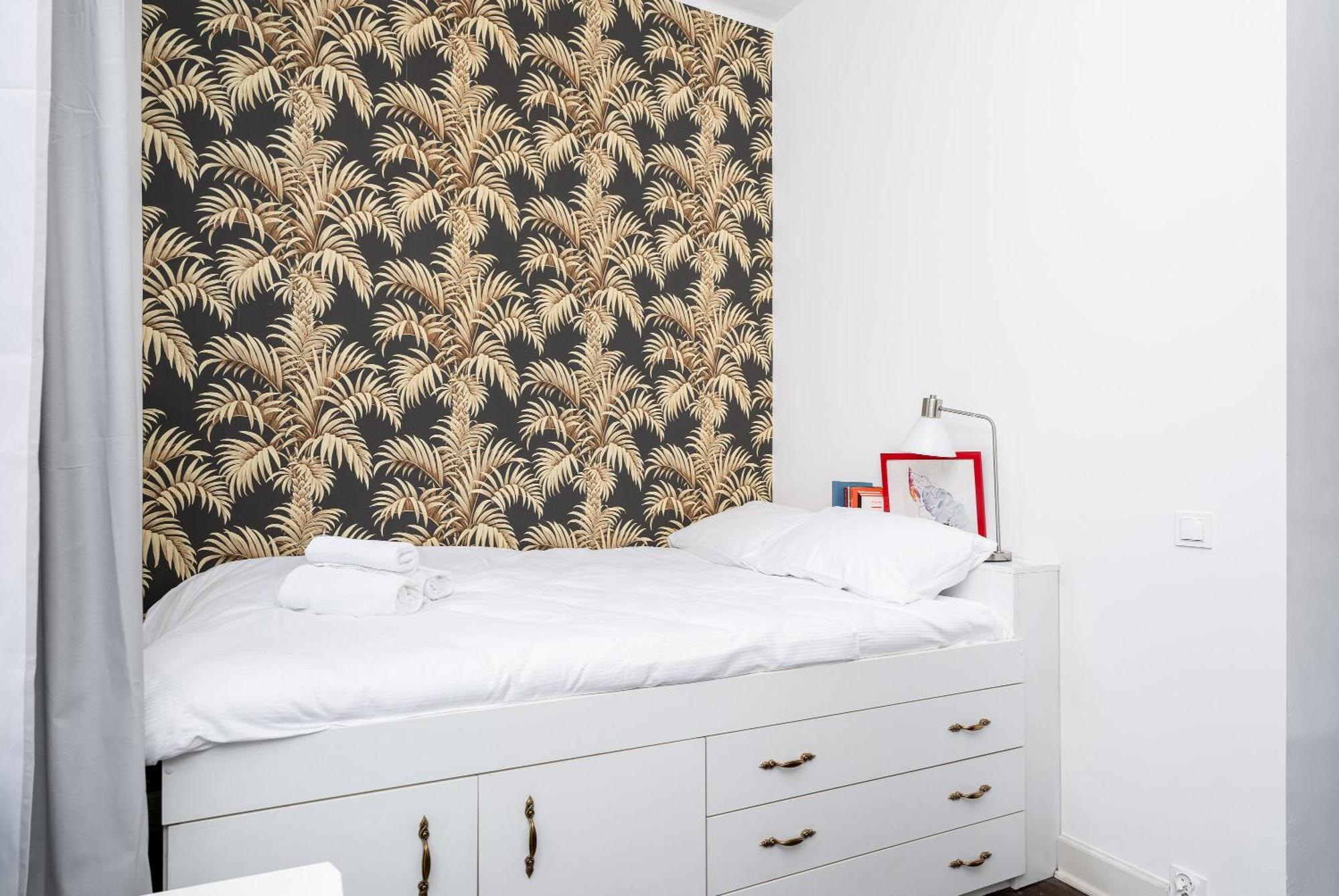 Old Town Spacious Apartment คราคูฟ ภายนอก รูปภาพ