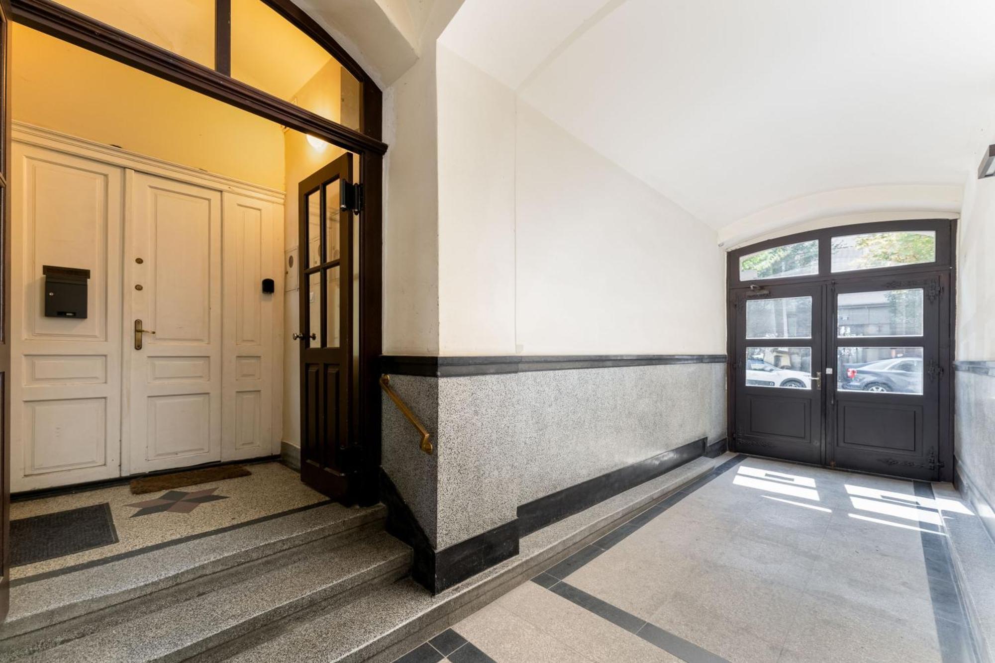 Old Town Spacious Apartment คราคูฟ ภายนอก รูปภาพ