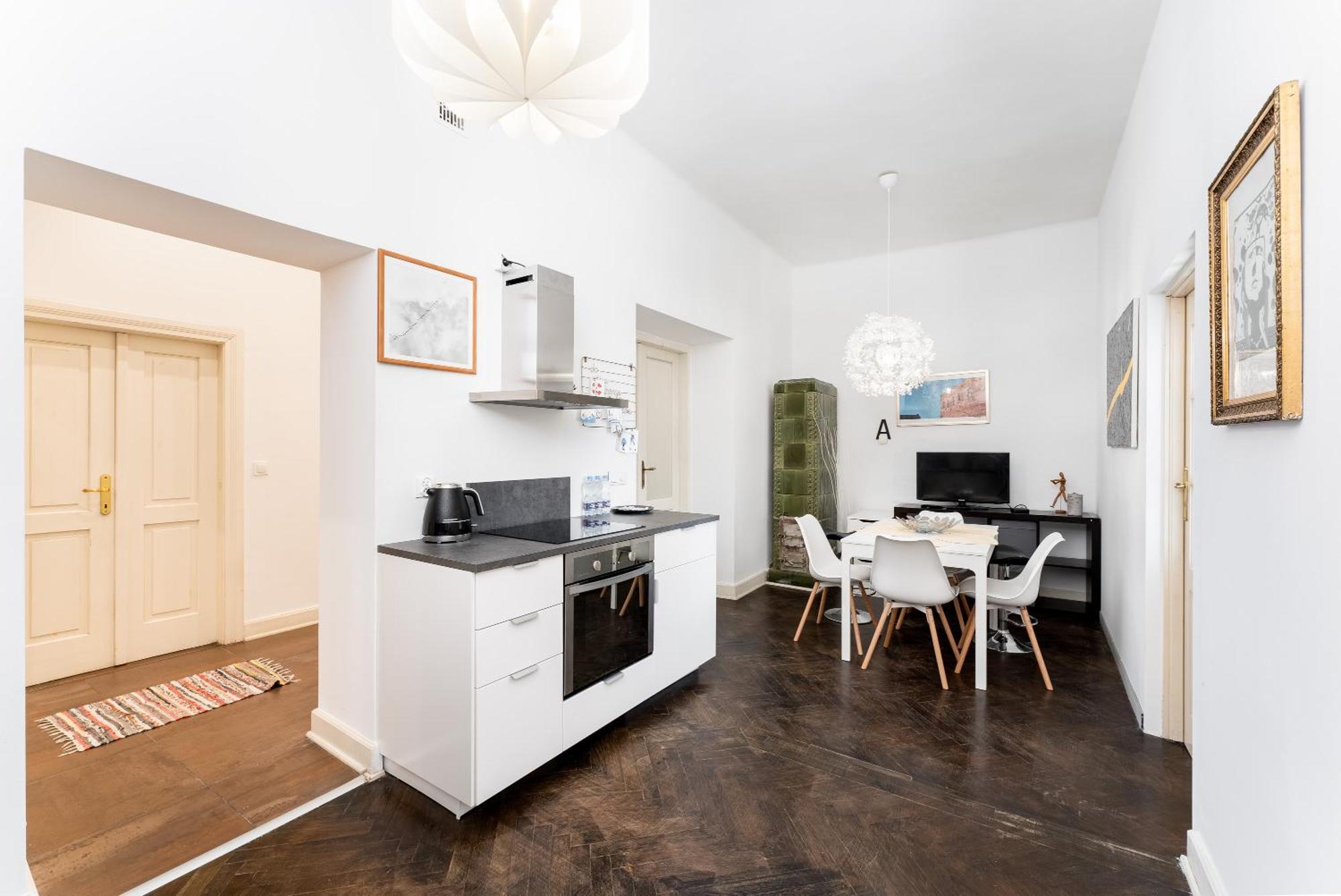 Old Town Spacious Apartment คราคูฟ ภายนอก รูปภาพ